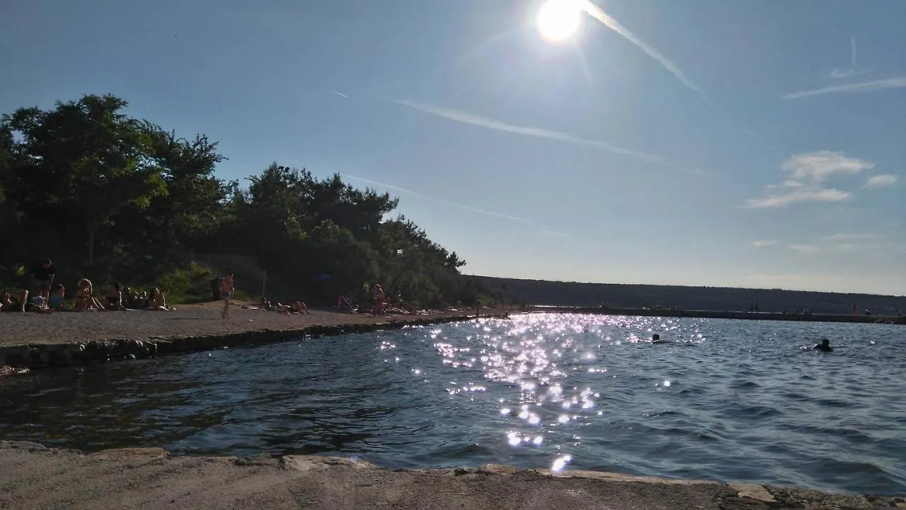 Getaway Suite Beach Apartment Gornji Karin