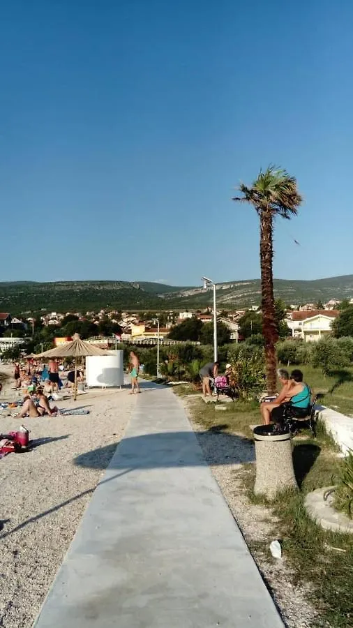 Getaway Suite Beach Apartment Gornji Karin